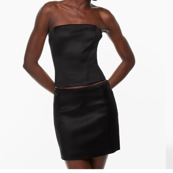 Aritzia Babaton Satin strapless top - Picture 4 of 5